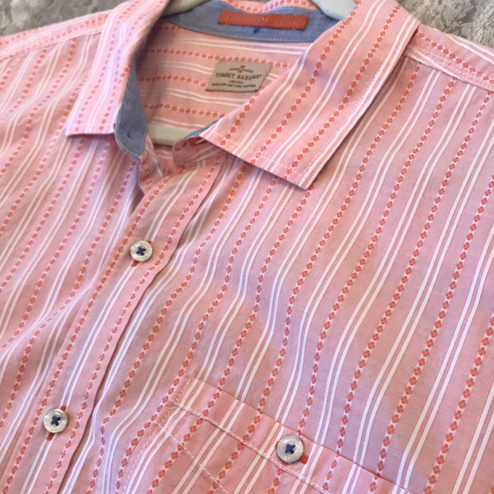 Tommy Bahama long sleeve button up shirt